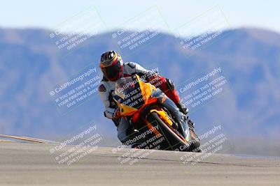 media/Mar-12-2022-SoCal Trackdays (Sat) [[152081554b]]/Turn 9 (220pm)/
